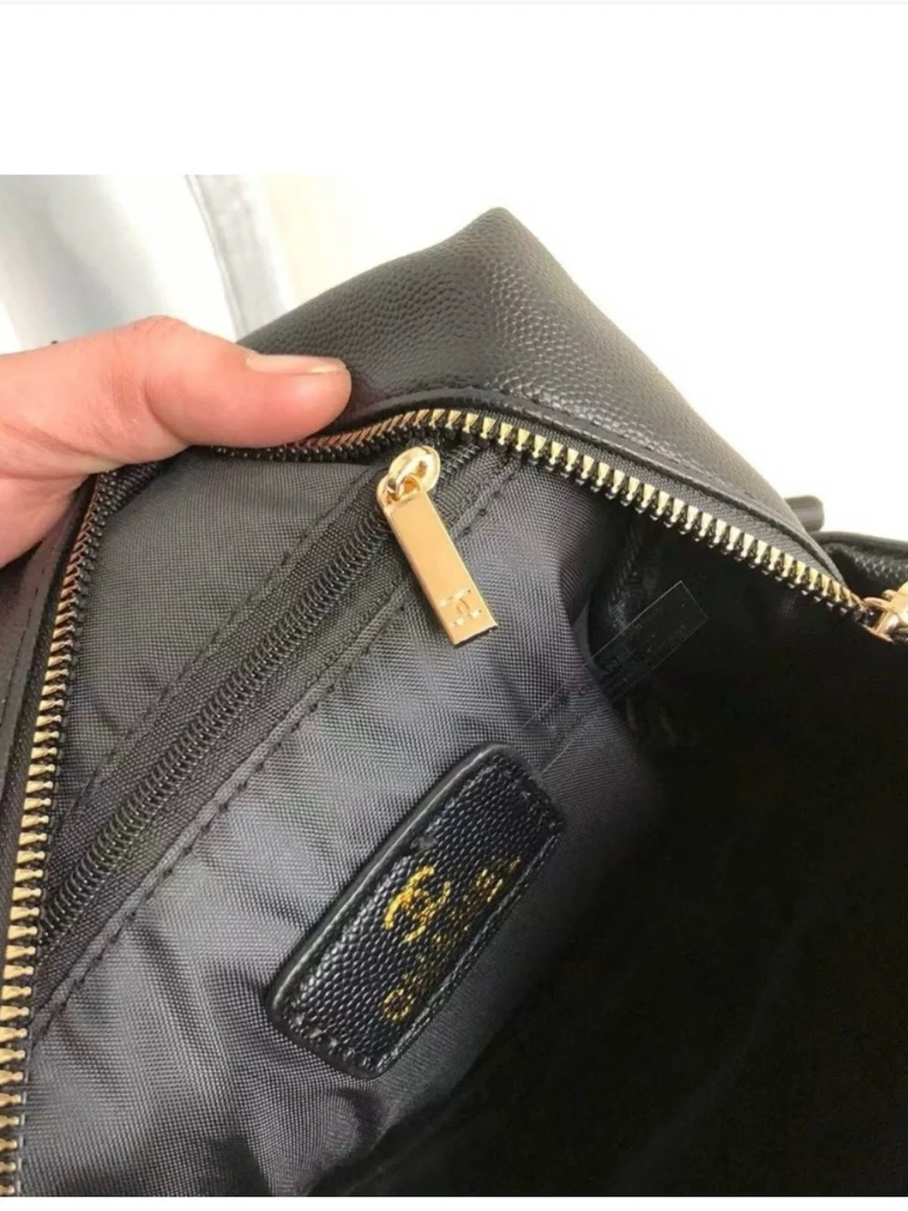 Chanel backpack - Picture 5 of 9